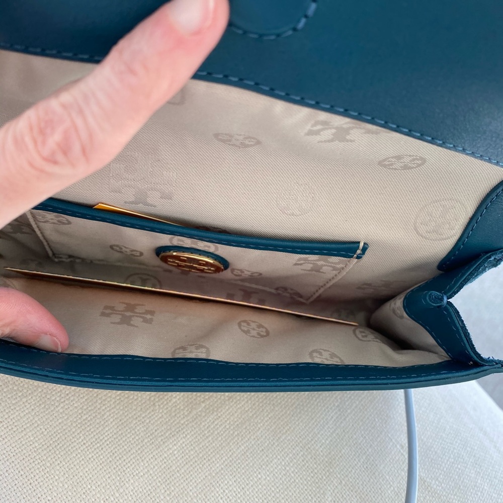 Tory Burch Penelope Clutch - Picture 3 of 5